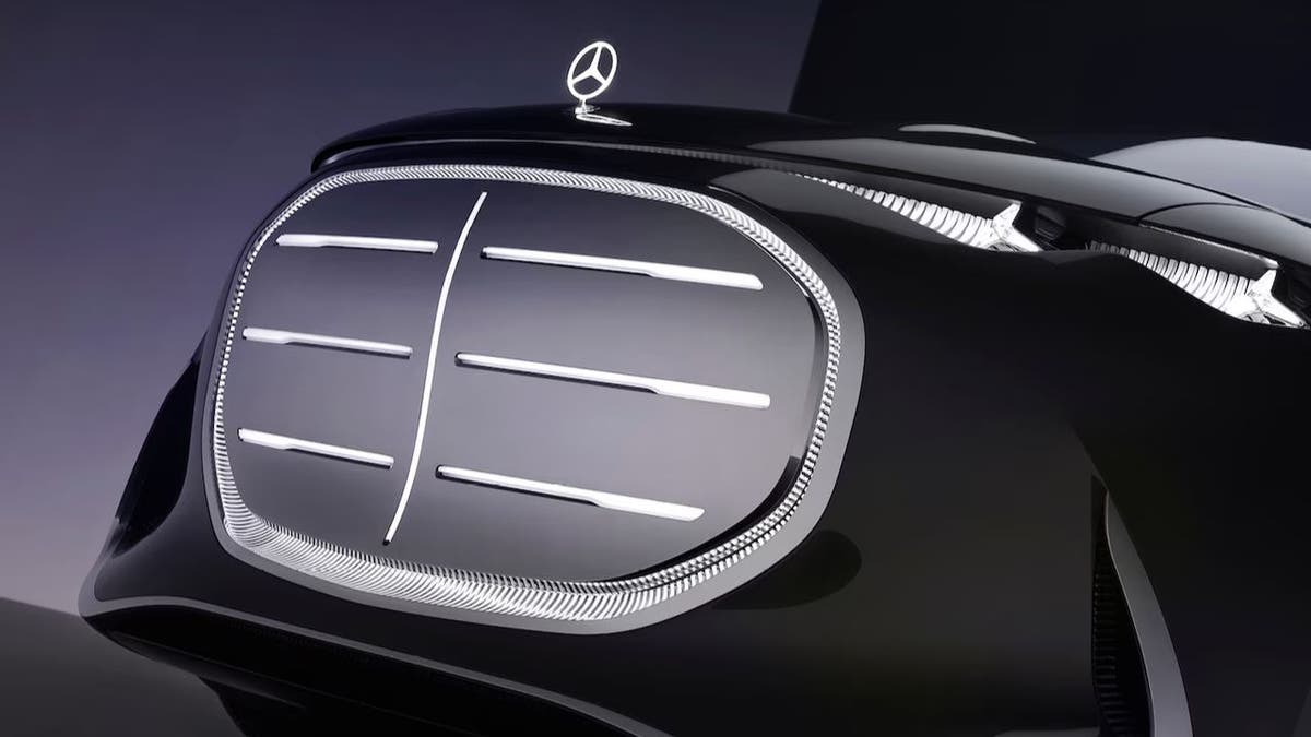Mercedes luxury electric van with 65 inches screen, 42 speakers